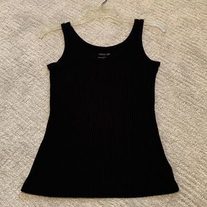 Ribbed Tank